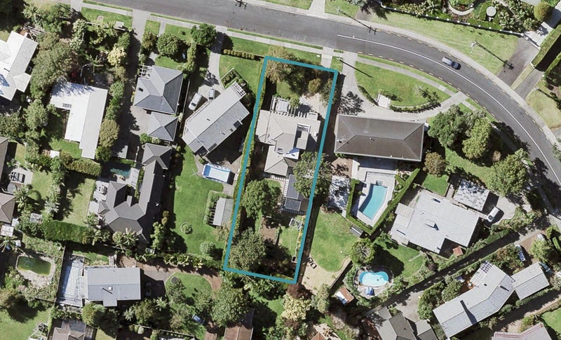 202 Bleakhouse Road, Mellons Bay, Auckland - Carousel 1