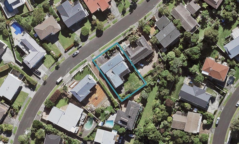 39 Chatswood Grove, Chatswood, Auckland - Carousel 1