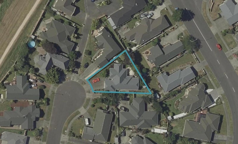 18 Rothesay Place, Highbury, Palmerston North - Carousel 1