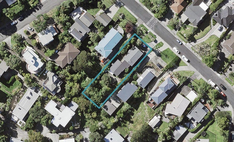 2/80 Seaview Road, Castor Bay, Auckland - Carousel 1