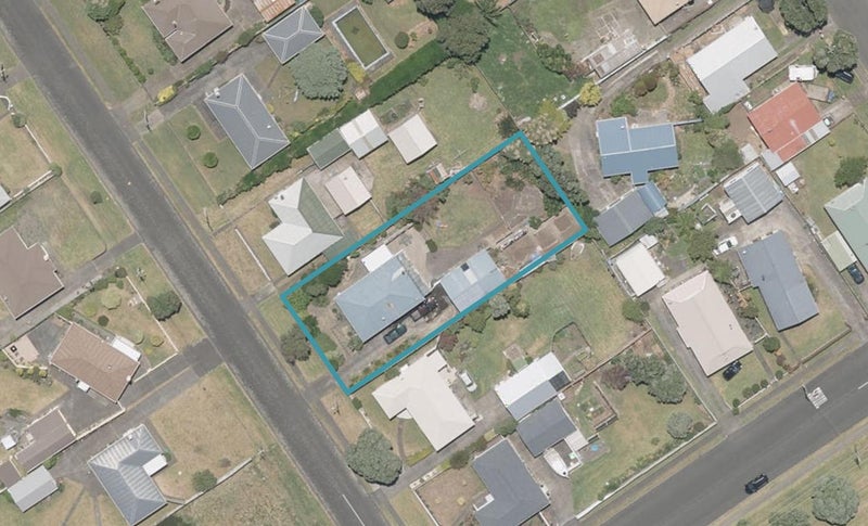 12 Laird Street, Castlecliff, Whanganui - Carousel 1