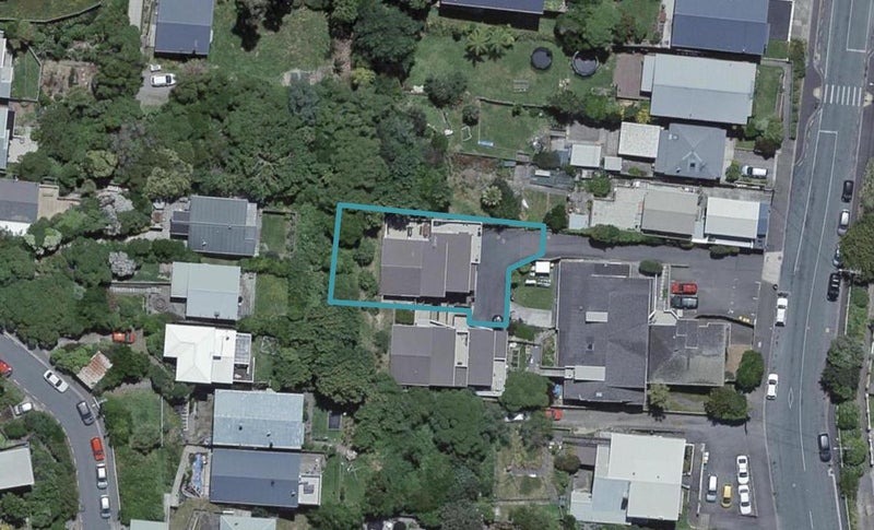 78B Queens Drive, Lyall Bay, Wellington - Carousel 1
