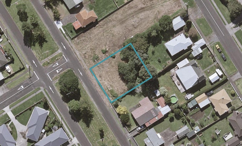 94 Broadway, Waitara, Waitara - Carousel 1