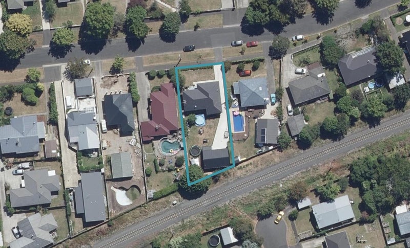 20 Gillies Avenue, Claudelands, Hamilton - Carousel 1
