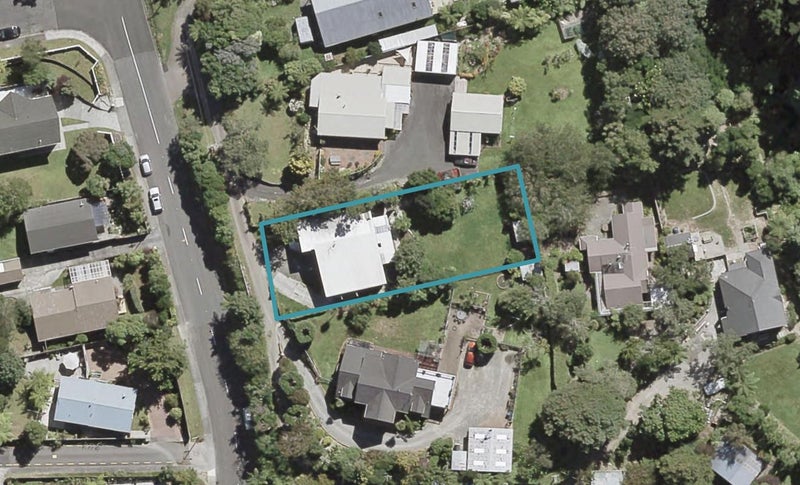 38 Park Road, Belmont, Lower Hutt - Carousel 1