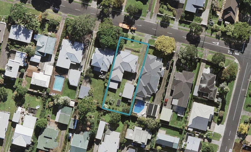 26 Hollywood Avenue, Epsom, Auckland - Carousel 1