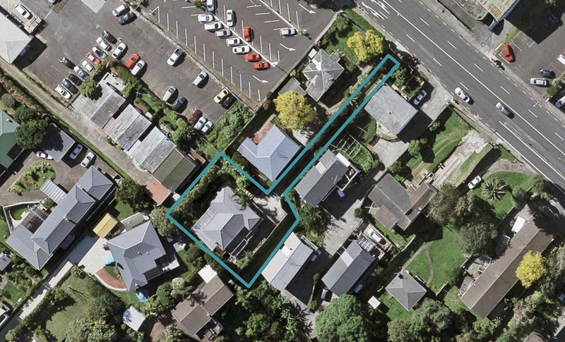 17 Lagoon Drive, Panmure, Auckland - Carousel 1
