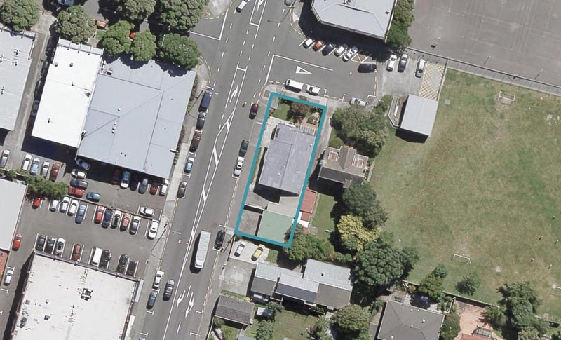 26 Cornwall Street, Hutt Central, Lower Hutt - Carousel 1