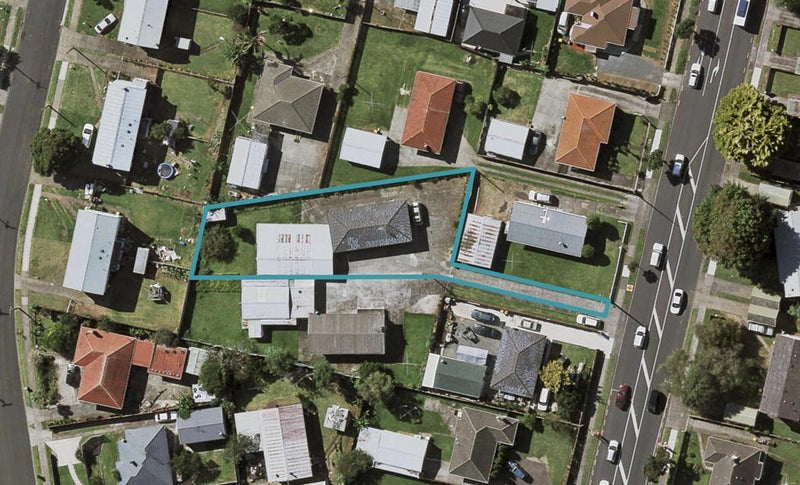 84B Preston Road, Clover Park, Auckland - Carousel 1