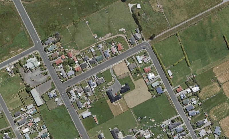 27 Enniskillen Street, Clifton, Invercargill - Carousel 1