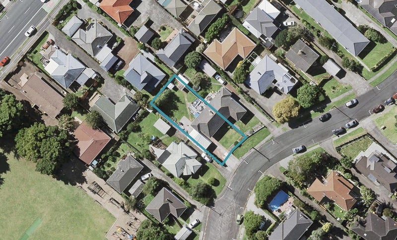 19A Otakau Road, Milford, Auckland - Carousel 1