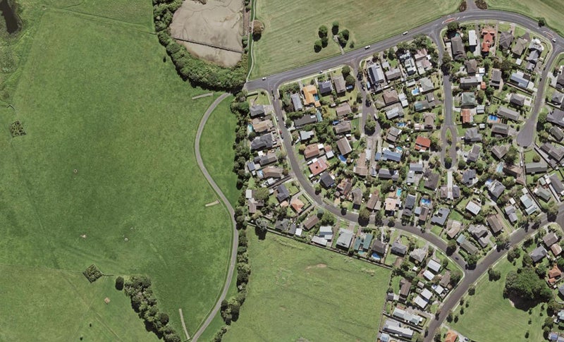 28 Andes Avenue, Mangere Bridge, Auckland - Carousel 1
