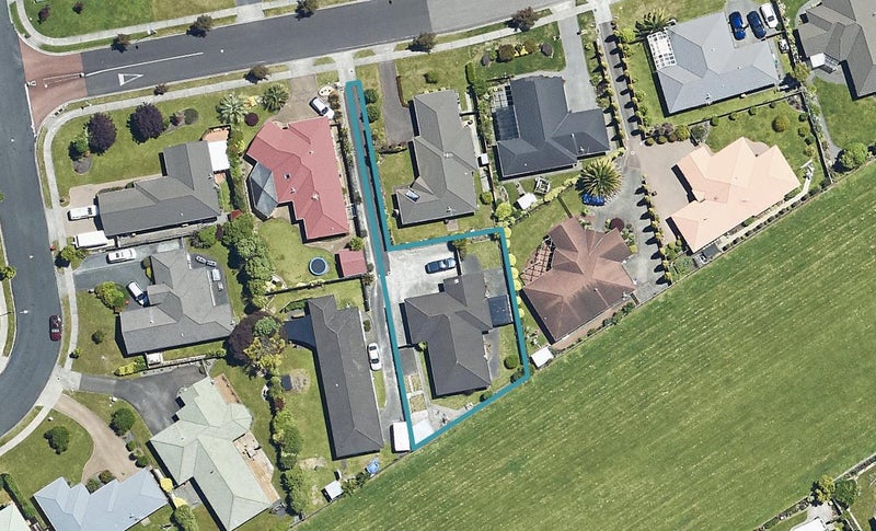 7 Heaphy Place, Pukehangi, Rotorua - Carousel 1