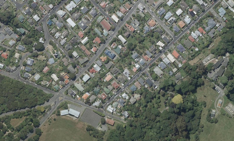 17 Warden Street, Opoho, Dunedin - Carousel 1