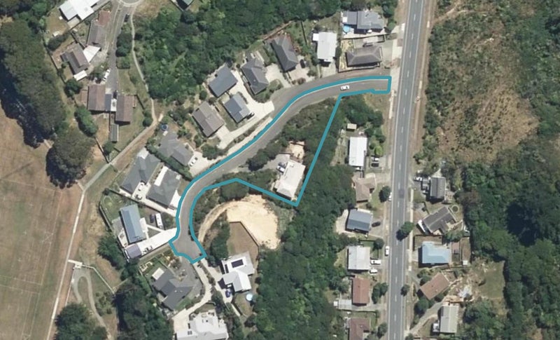 1 Abbey Way, Whitby, Porirua - Carousel 1