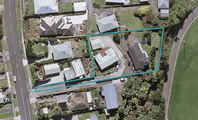 2/113 Pioneer Road, Moturoa, New Plymouth - Carousel 1