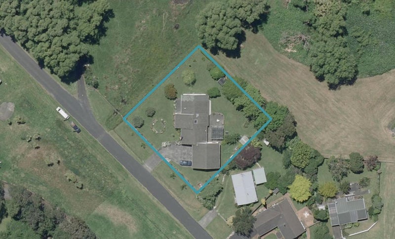 6 Sandcroft Drive, Westmere, Whanganui - Carousel 1