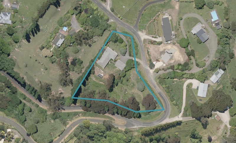 172 Mount View Road, Bastia Hill, Whanganui - Carousel 1