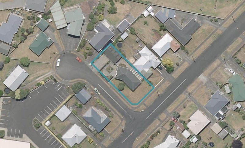 2 Arundel Place, Springvale, Whanganui - Carousel 1
