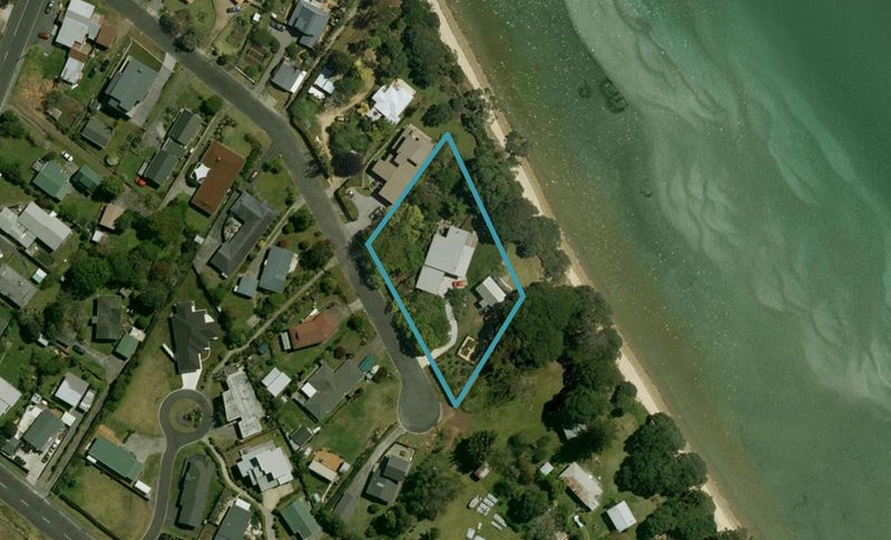 19 Graham Street, One Tree Point - Carousel 1