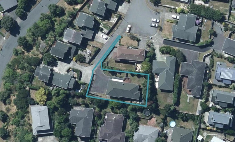 6 The Top Gallant, Whitby, Porirua - Carousel 1