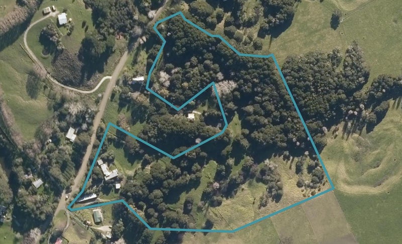 114 Gibbons Road, Kaiwaka - Carousel 1