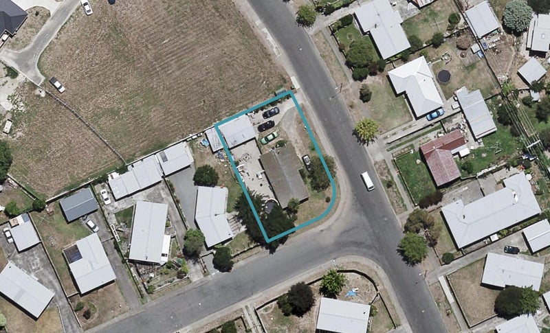 11 Palgrave Avenue, Flaxmere, Hastings - Carousel 1