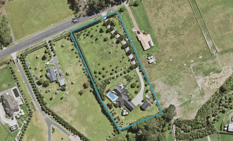 165 Access Road, Kumeu - Carousel 1