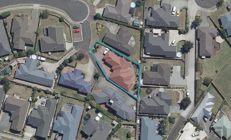 22 Everton Place, Grandview Heights, Hamilton - Carousel 1