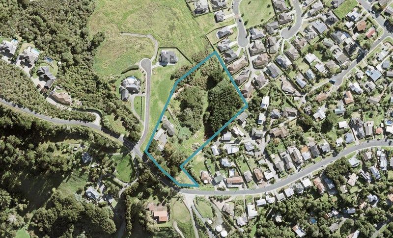 107 Wade River Road, Stanmore Bay, Whangaparaoa - Carousel 1