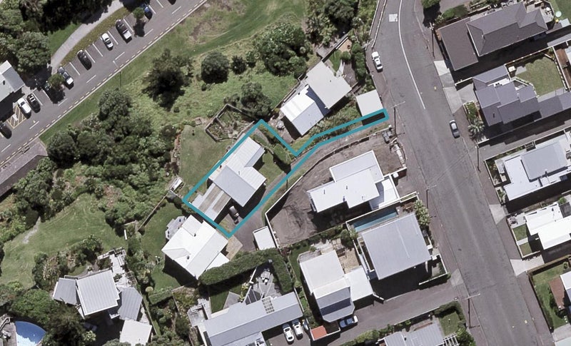 2A Beach Street, Fitzroy, New Plymouth - Carousel 1