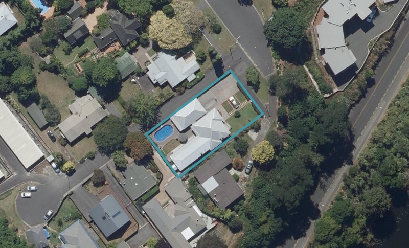 3 Anglesea Street, Hamilton Central, Hamilton - Carousel 1