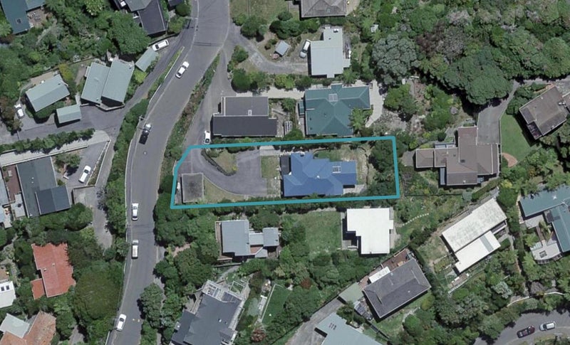 71 Madras Street, Khandallah, Wellington - Carousel 1