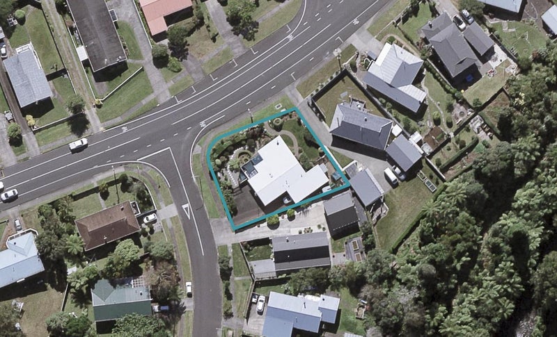 71 Cumberland Street, Welbourn, New Plymouth - Carousel 1
