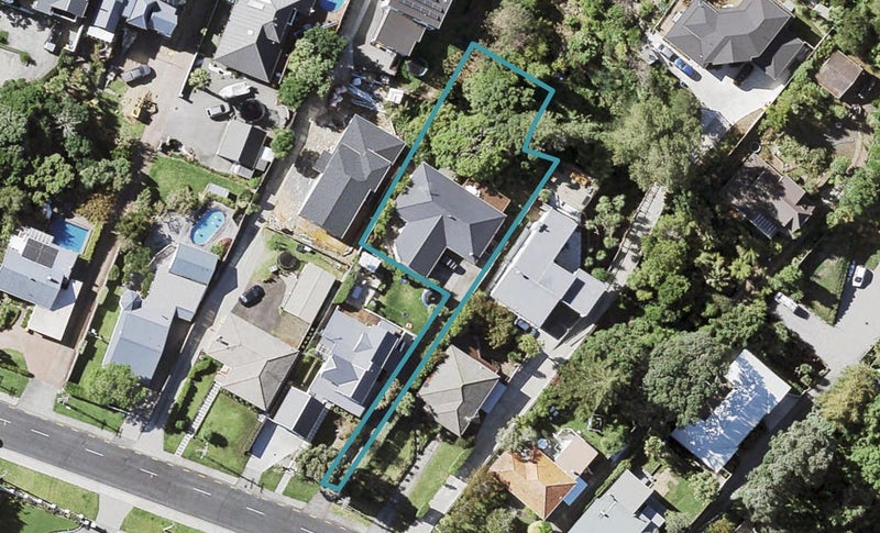 66A Beach Road, Mellons Bay, Auckland - Carousel 1