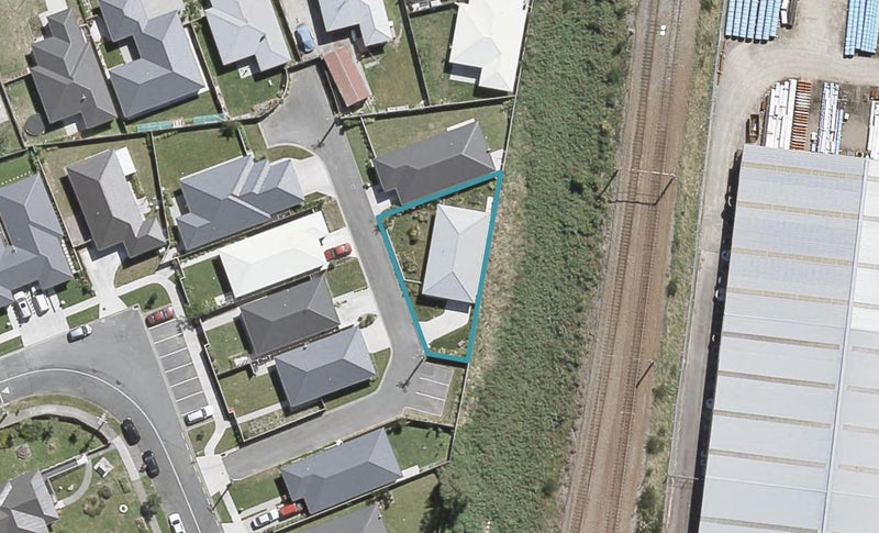 48B Farmer Crescent, Taita, Lower Hutt - Carousel 1