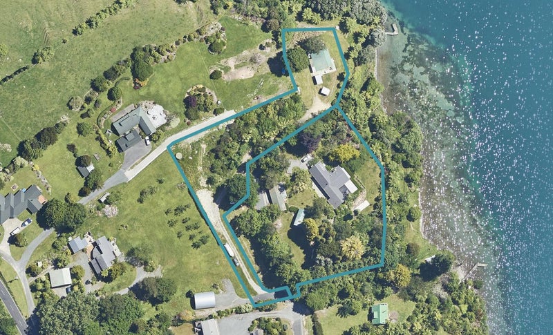 12 Waitangi Road, Lake Tarawera, Rotorua - Carousel 1