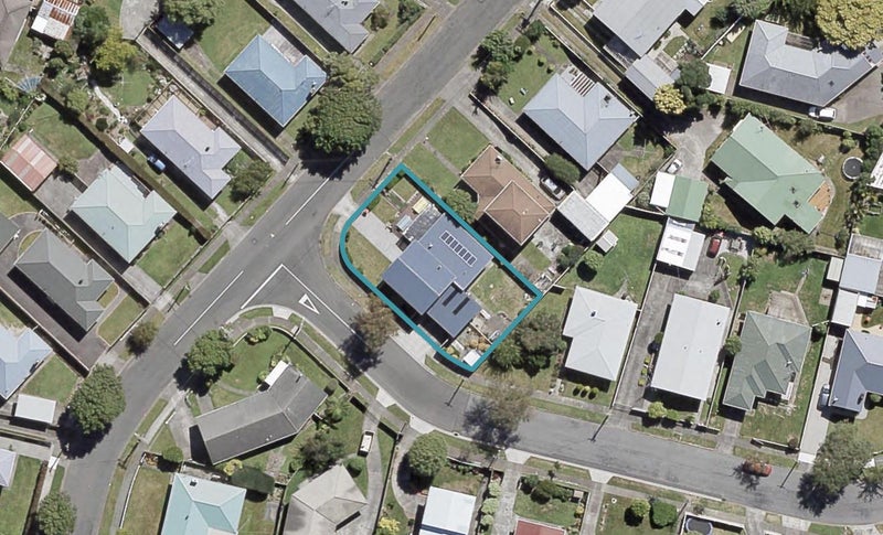 22 Foster Street, Taita, Lower Hutt - Carousel 1