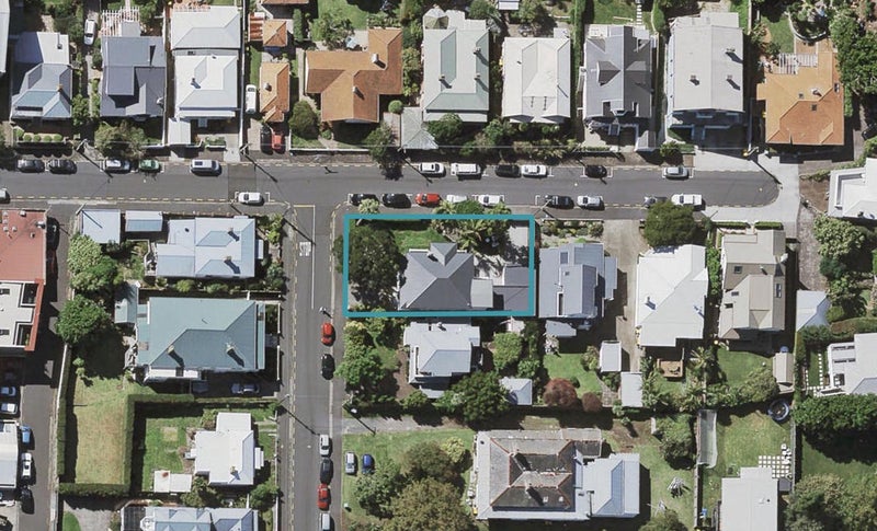 22 Buchanan Street, Devonport, Auckland - Carousel 1