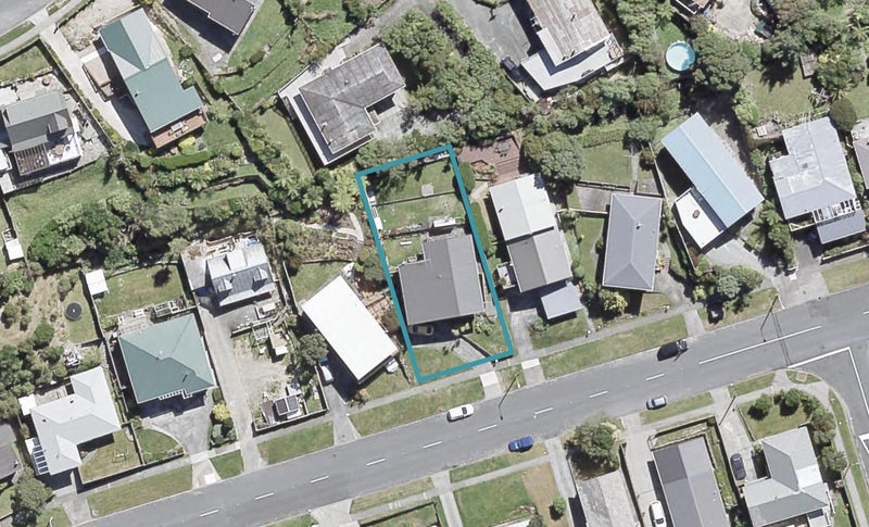 241 Dowse Drive, Maungaraki, Lower Hutt - Carousel 1