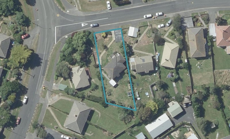 4 Clermiston Avenue, Corstorphine, Dunedin - Carousel 1