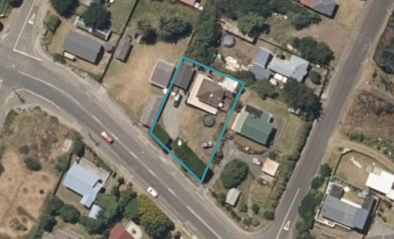 658 Waitarere Beach Road, Waitarere Beach, Levin - Carousel 1