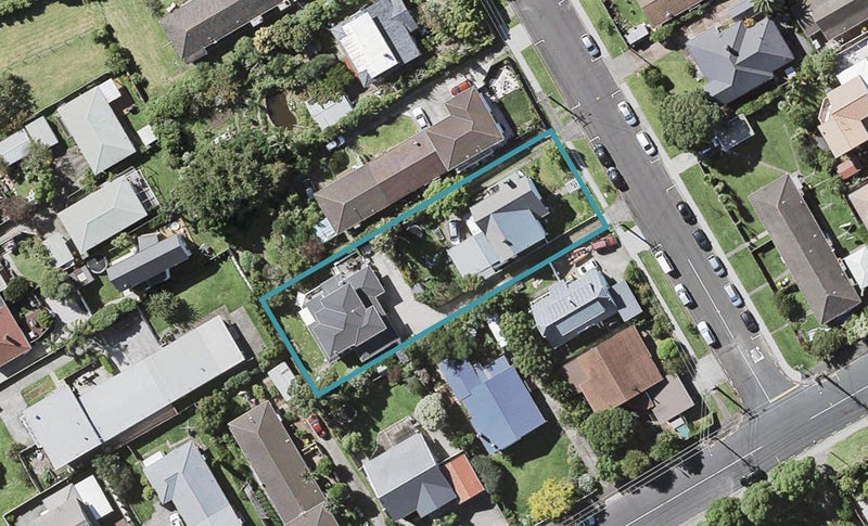 1/3 Moana Avenue, Belmont, Auckland - Carousel 1