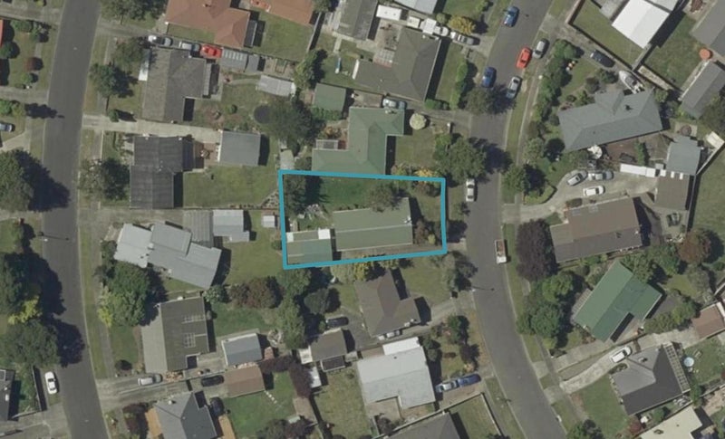 10 Mokau Place, Terrace End, Palmerston North - Carousel 1