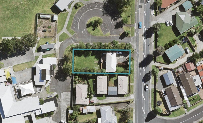 122A Don Buck Road, Massey, Auckland - Carousel 1