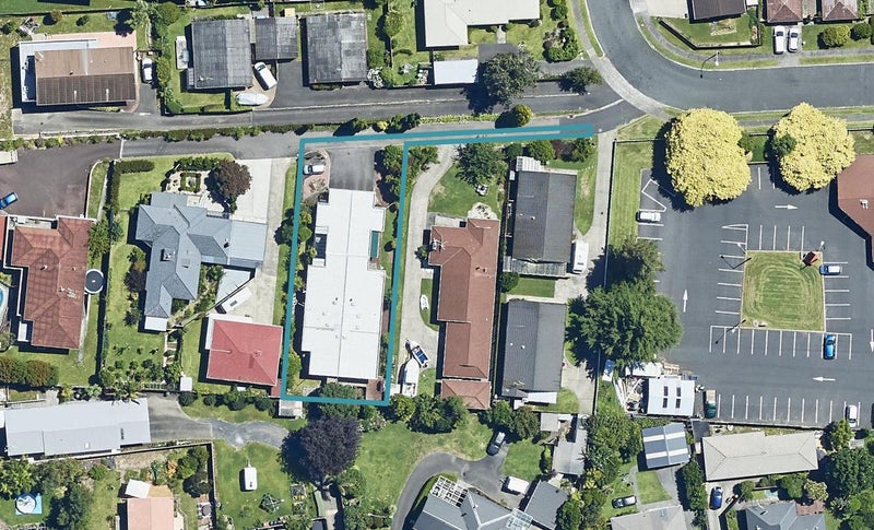 28A Lydbrook Place, Otumoetai, Tauranga - Carousel 1