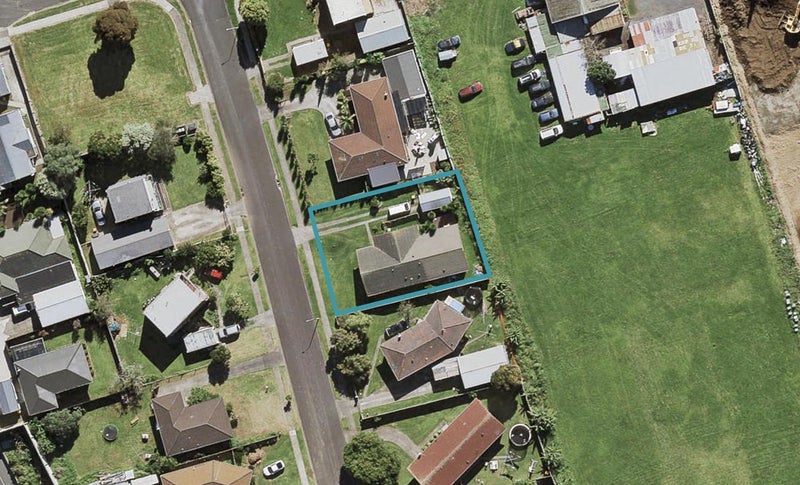 6 Ashmore Place, Favona, Auckland - Carousel 1