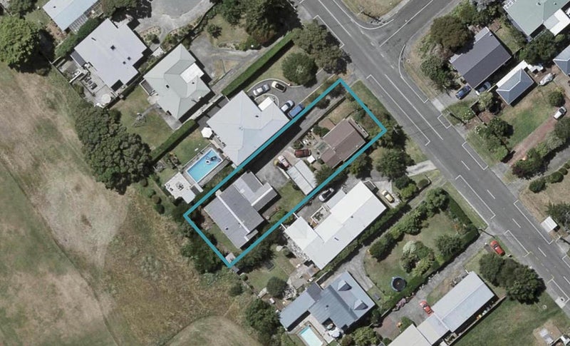 40A Martin Road, Paraparaumu Beach, Paraparaumu - Carousel 1