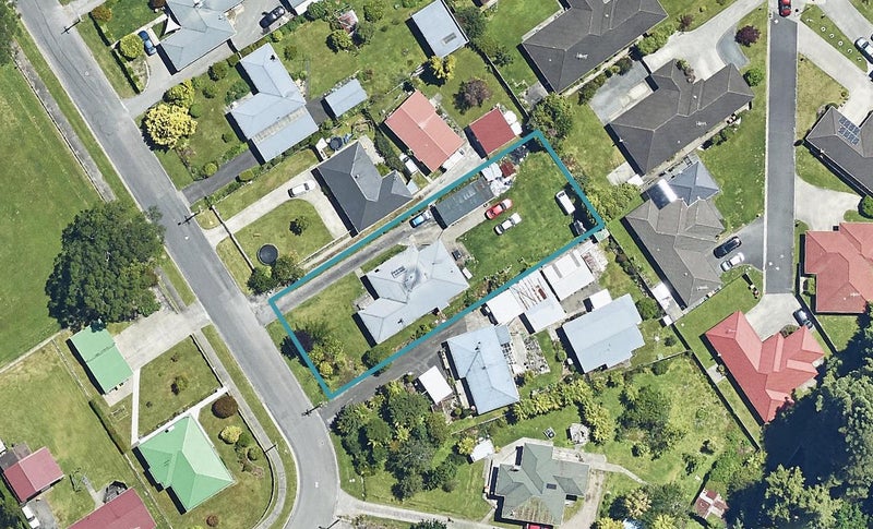 12 Werrina Crescent, Mangakakahi, Rotorua - Carousel 1