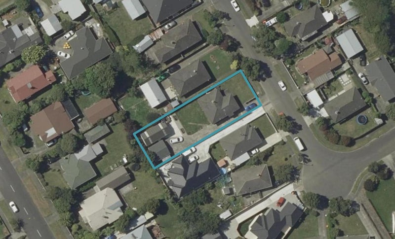 8 Leicester Street, Terrace End, Palmerston North - Carousel 1